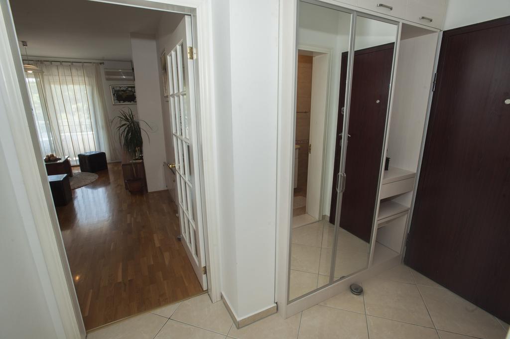 Apartments M&M Макарска Экстерьер фото